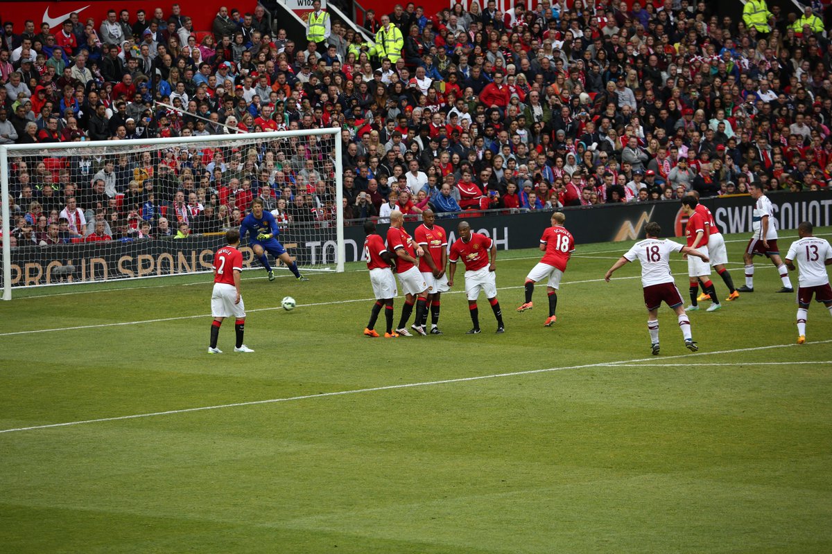 легенды баварии. обои на рабочий стол футбол бавария. мю = 4 п*10:-. легенды баварии. легенды баварии мюнхен.