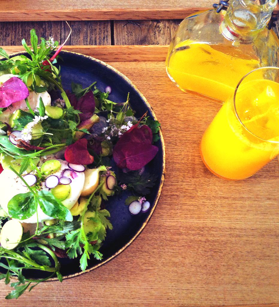CamilleBoneu's tweet image. #Brunch chez #Dersou par @takusekine... Un délice ! #Paris #LedruRollin