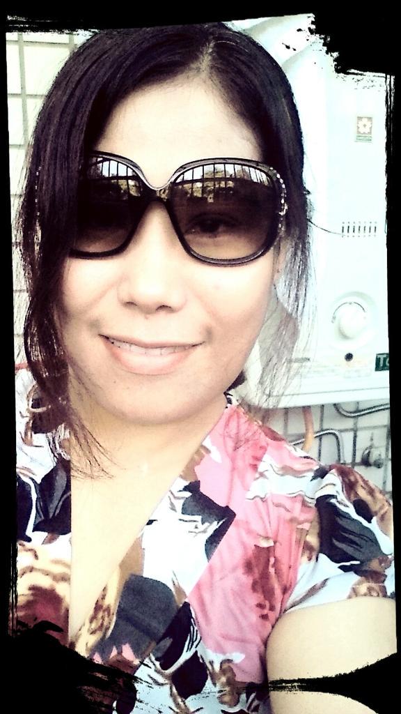 HmMonthy tweet picture