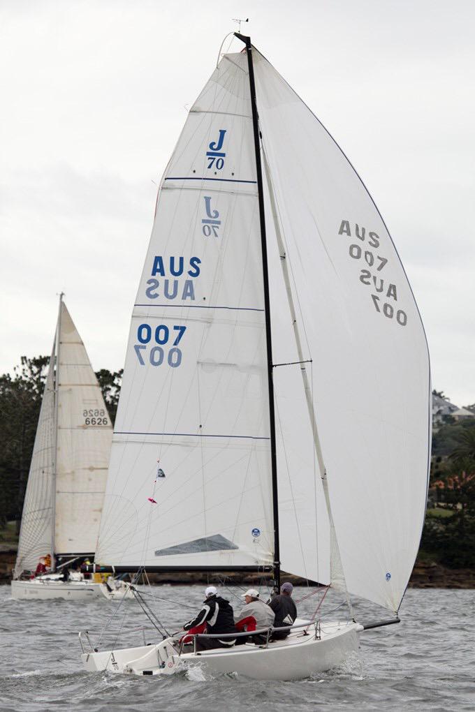 CYCAustralia's tweet image. Another light day on the Harbour #LandRoverWinterSeries - cyca.com.au/news/racing/20…