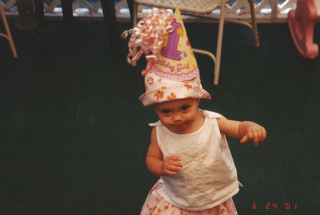 deelwall's tweet image. Happy birthday to my baby girl @annawallacee_  love you forever and ever!!!!❤️❤️❤️