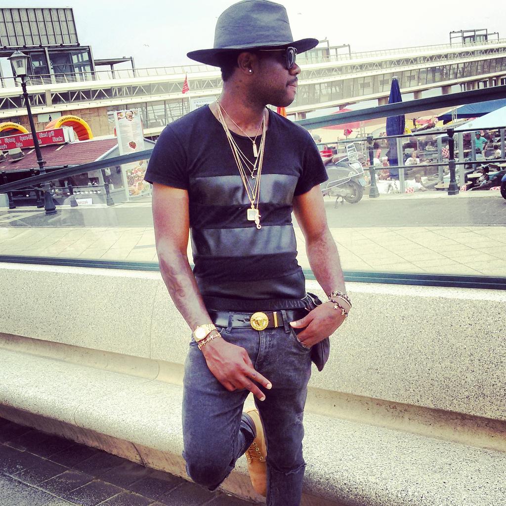 MoneyRespec's tweet image. RICH NIGGA