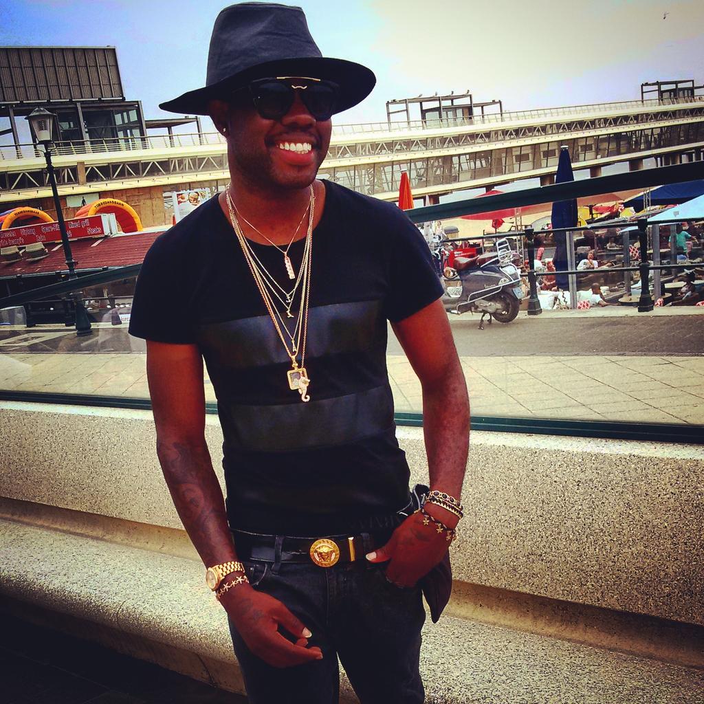 MoneyRespec's tweet image. M.O.B