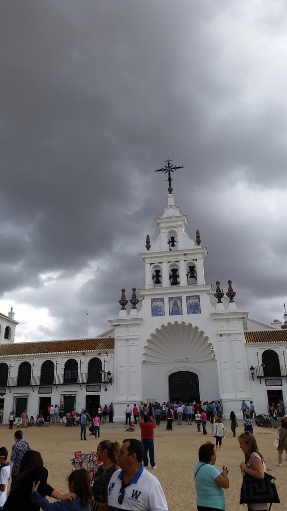En el rocio con <a href="/RocioCJ/">Rocío Carrascoso</a> sufriendo la ira de dios