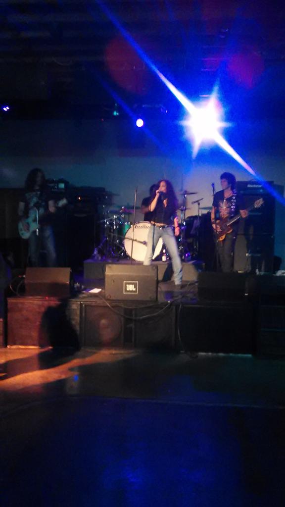 DaveReda's tweet photo. Awesome pics from the rock show the other night with Phil X, Brian Tichy, & my friend Max Wasa!!
#killershow #philx http://t.co/McVK4Run1c