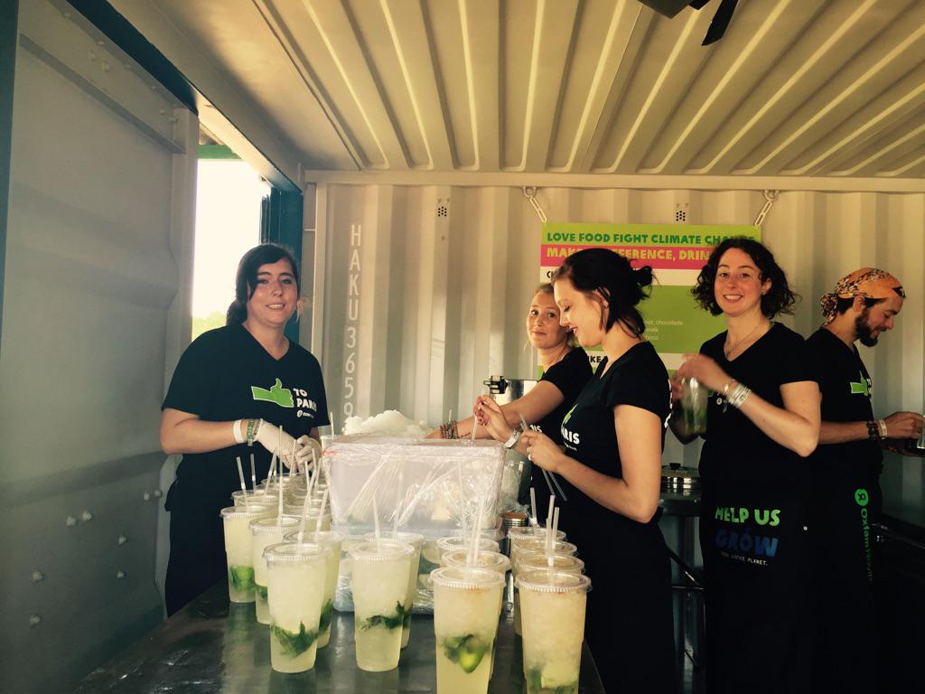 Doenersnet's tweet image. Goeiemorgen #Pinkpop!! Deze kanjers van vrijwilligers maken ook deze zondag het beste.... tmi.me/1f5yee