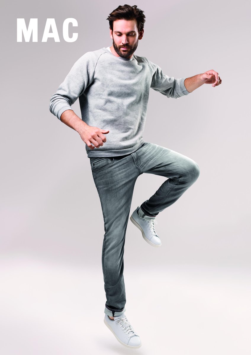 Q_Shirts's tweet photo. Jogging #jeans van #MAC Nu met aantrekkelijke #korting bij http://t.co/CP7esqNIEQ #QualityStyleFashion http://t.co/9TWGMQ9SHo