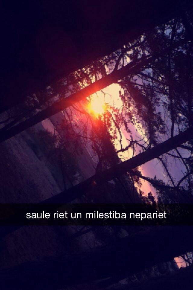 bublikss's tweet photo. pasaka šī ir ar laimīgām beigām, paldies mīļie 💕👯🎉 http://t.co/1lhjCe9xE9
