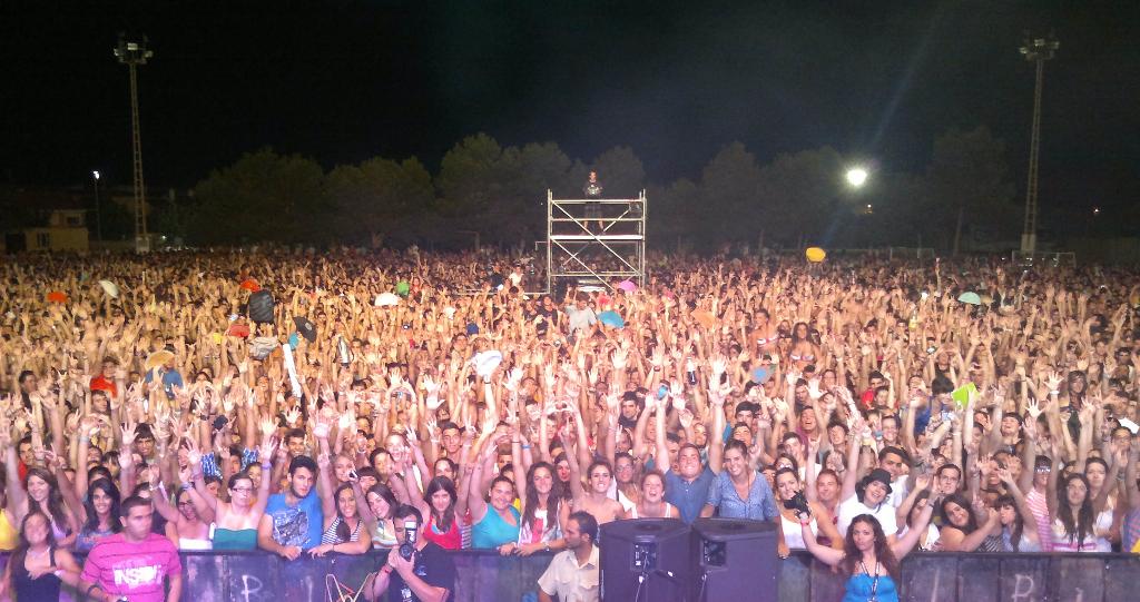 TonyAguilarOfi's tweet photo. Vuelve al Mar Menor por 17°año #40PlayaPop el 23 de julio a San Pedro del Pinatar (MURCIA) Confirmados próximamente! http://t.co/LTGEdsbyRI