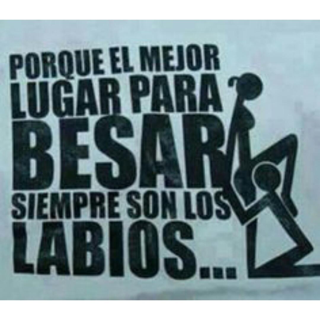 Sintabues2's tweet photo. Los labios http://t.co/KAudu966d5