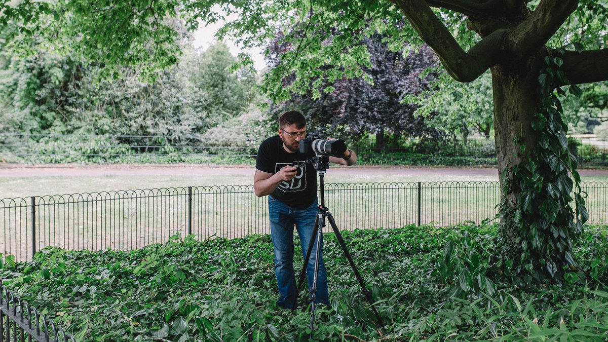 astoryofseconds's tweet image. BTS of London Video Shoot astoryofseconds.com/bts-of-london-…