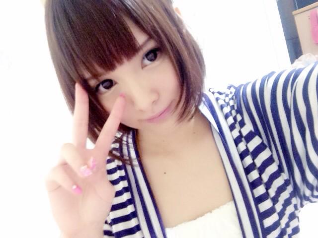 皆さんこんばんわ(・&forall;・)  夏用の新しい部屋着でるんるんです(*ﾉ&forall;`*) http://t.co/EIolgPxjja