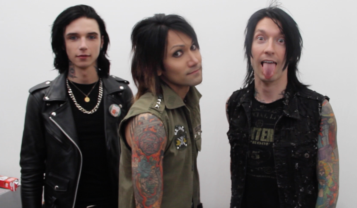 KerrangMagazine's tweet image. Keep your eyes peeled on our @DownloadFest playlist for interviews with LOADS of bands: youtube.com/playlist?list=…