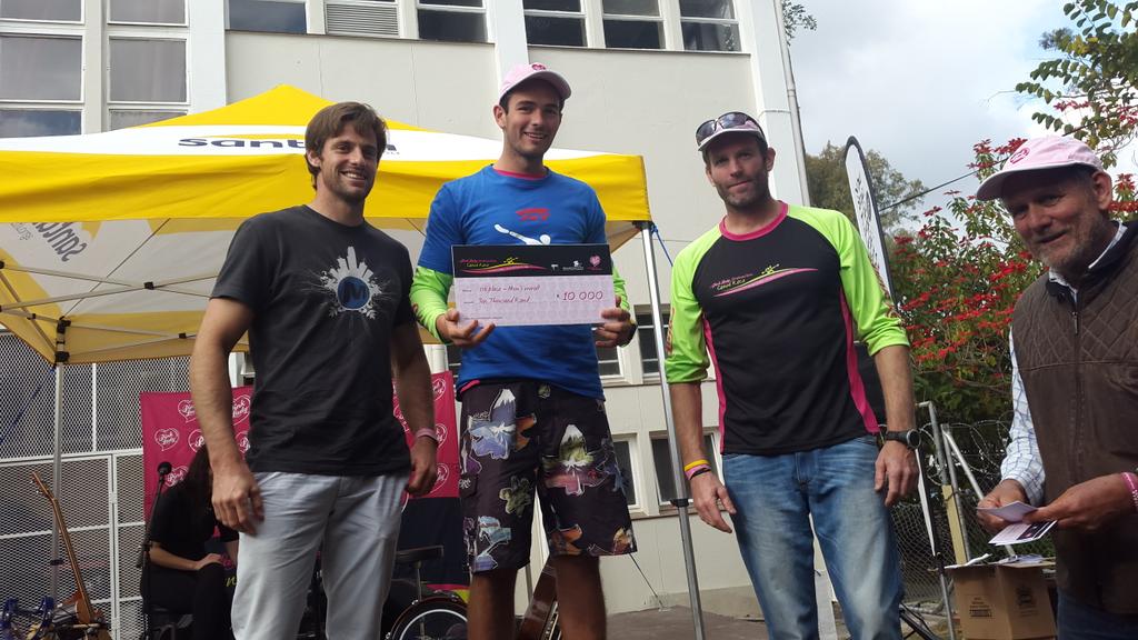 Top 3 of the Pink Lady Race with <a href="/Brandon_vdw/">Brandon van der Walt</a> <a href="/GregLouw/">Greg Louw</a>  #pinkladyrace