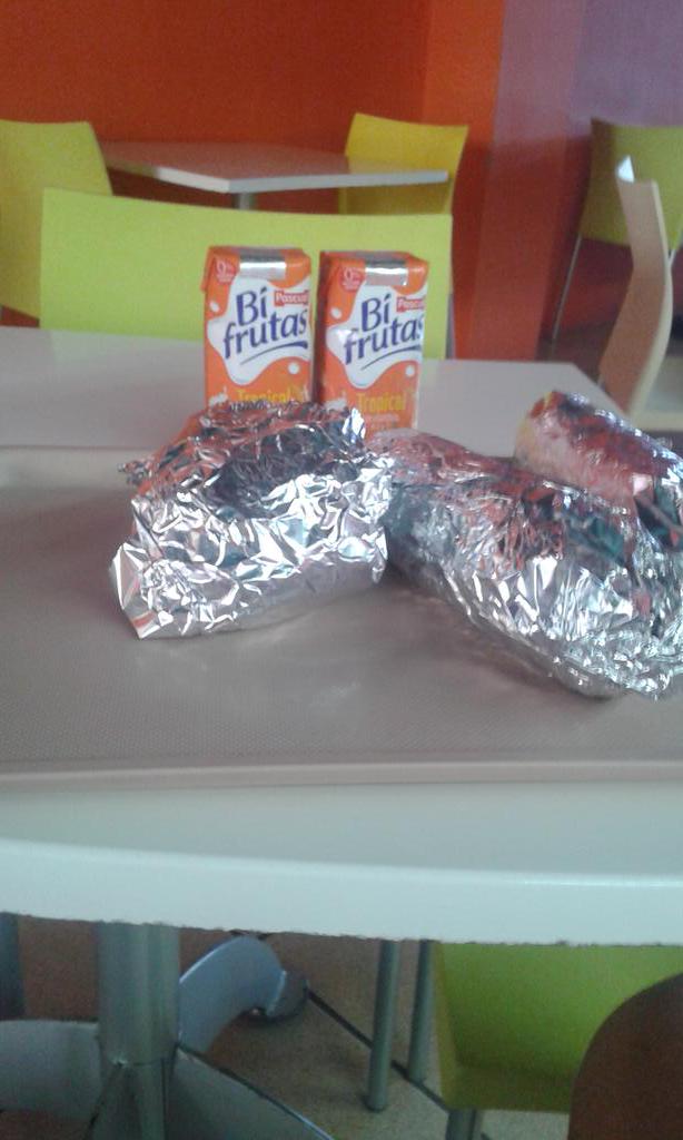 LorenD24's tweet photo. El otro dia no pudo ser, hoy siiii #ParaMiSolo jajajajaja http://t.co/cHhVthCwHI