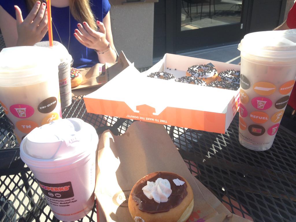 NextSCBC's tweet photo. What goes well with Jesus? Duncan Donuts ☕️🍩 http://t.co/wiQNiJQZeJ