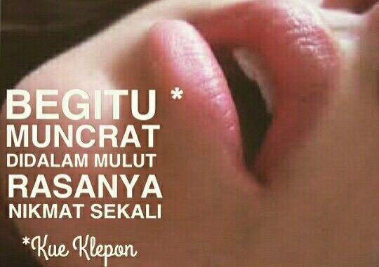 ritzmach's tweet photo. @jarangmandi_ kek gene neh yunk keluar. Di mulut...cruttt http://t.co/nxhtiU7VKE