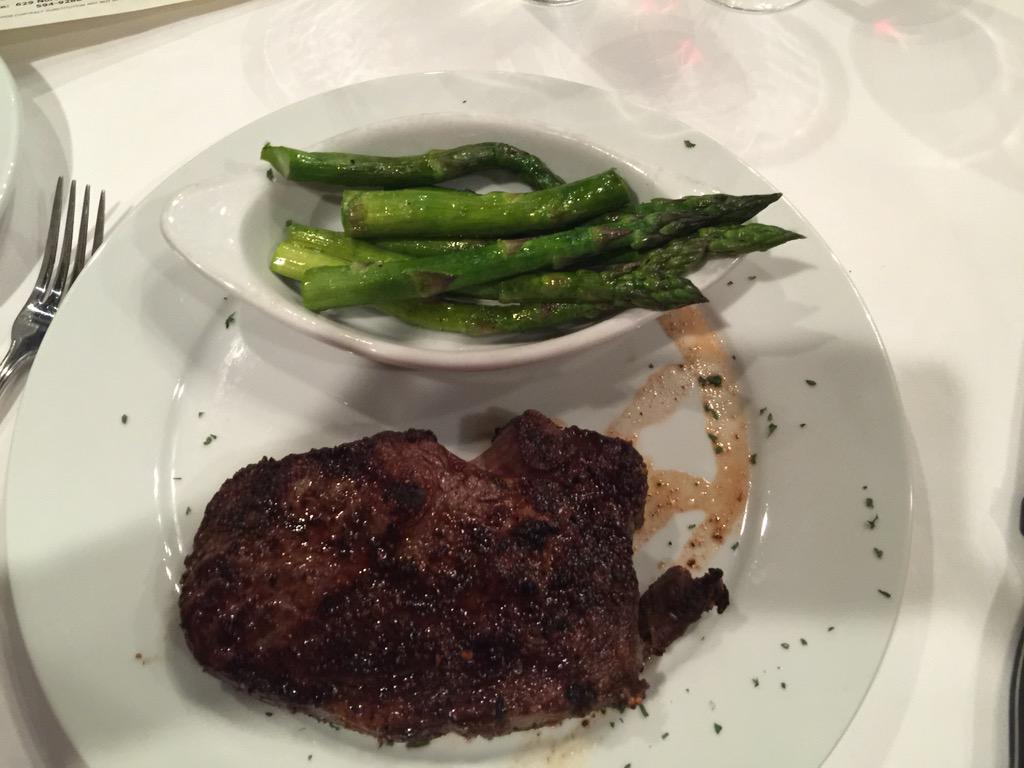 pakpr's tweet photo. Thanks @visitalbanyga for great food, delicious eats and so much more. #GeorgiaFAM2015 http://t.co/JbgBycNNV5