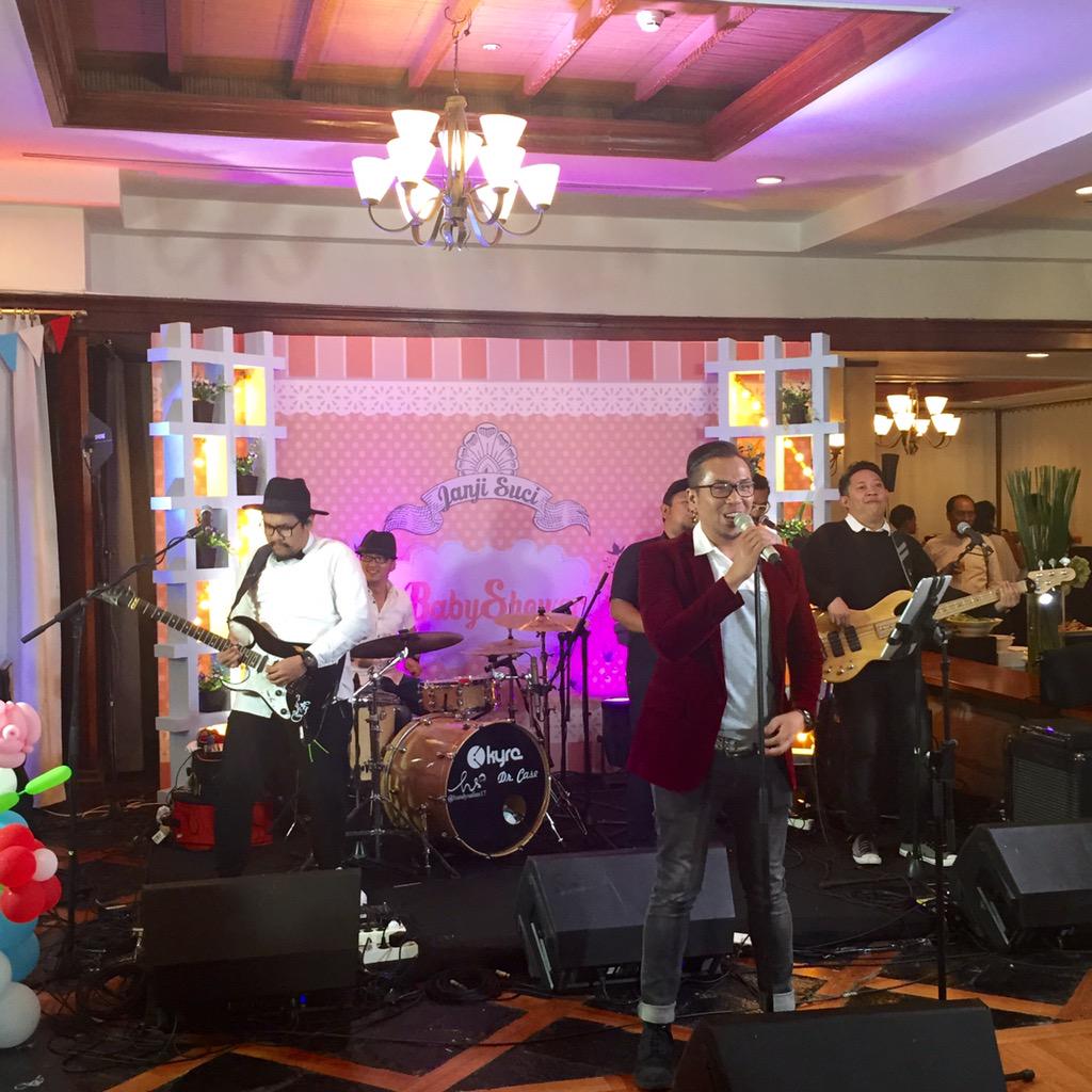 Penampilan <a href="/sammy0809SmrgkR/">sammy simorangkir</a> di #RaffiGigi7Bulanan