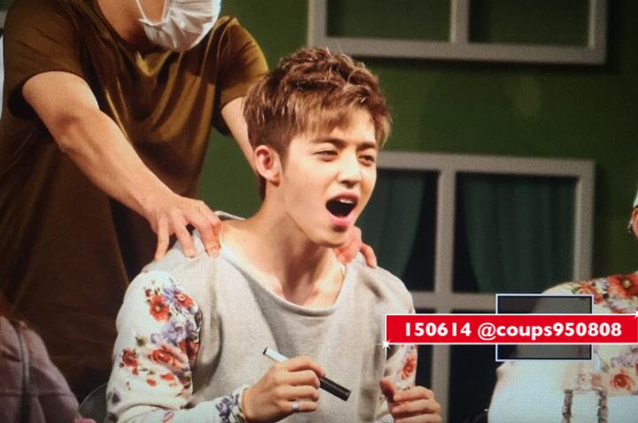 coups950808's tweet photo. [PRE] 150614 용산 팬싸인회 #에스쿱스 #쿱스 #Scoups #최승철 #승철이 #세븐틴 #Seventeen 아파효 승철의 승모근은 소중하니까 조금은 살살 주물러 주세효 🙏🏻 @pledis_17 http://t.co/FMXtqU6LsI