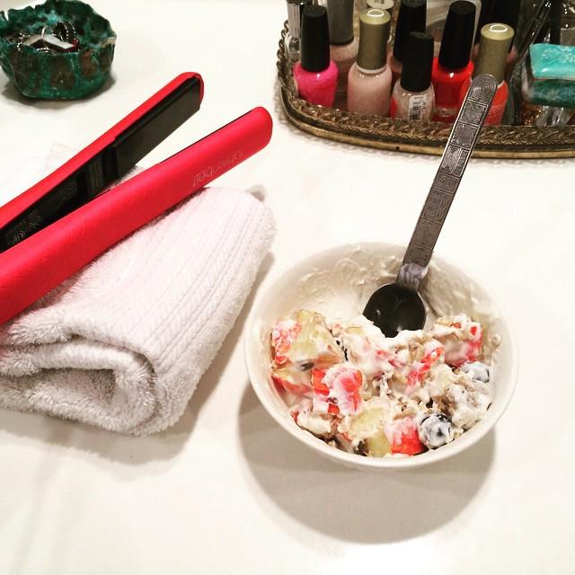 JenMcGahan's tweet image. Getting ready for church. 😊😍 #church #lifeaustin #breakfast #fruitandgranola #sunday #morning #bestpartoftheweek