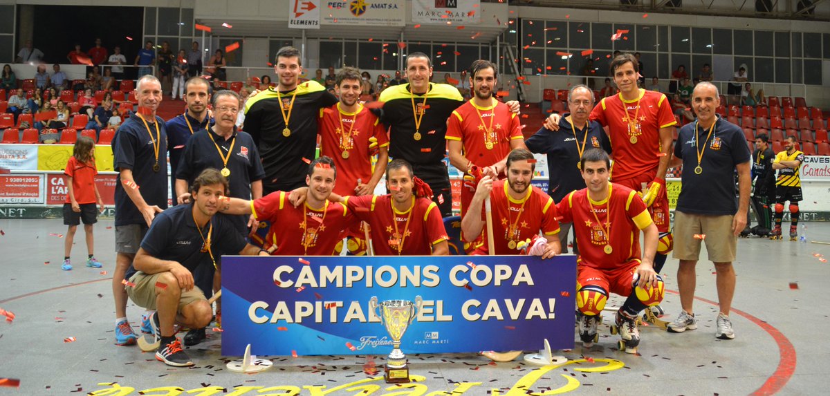 CopaCapitalCava's tweet photo. Fotografies 1a Copa Capital del Cava. Gràcies a tots els q heu vingut! https://t.co/XG00zIWHSU #oklliga #santsadurni http://t.co/tc2aGacGix