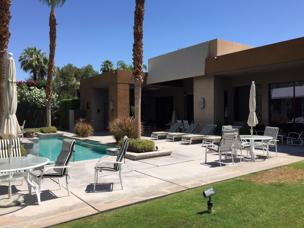 TommyMeharey's tweet photo. Another great day @kathyireland @kiweddings #casaelizabeth #palmsprings http://t.co/sx2VQGCgo2