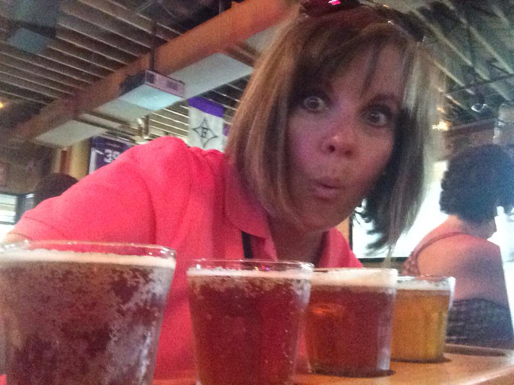 DeniseCubbedge's tweet image. Nice day for a flight. #datenightcontinues #SCBeers