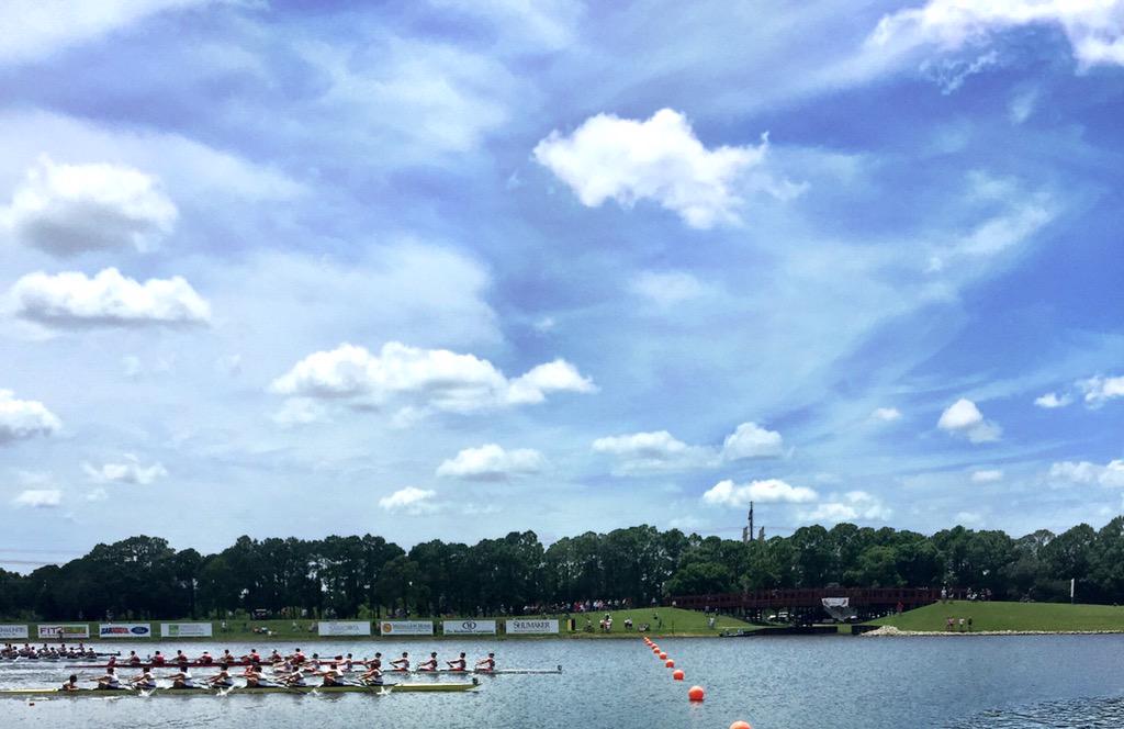 Exciting Men's 8+ where they battled it out all the way down the course. Congrats to @OaklandStrokes #usryouthnats