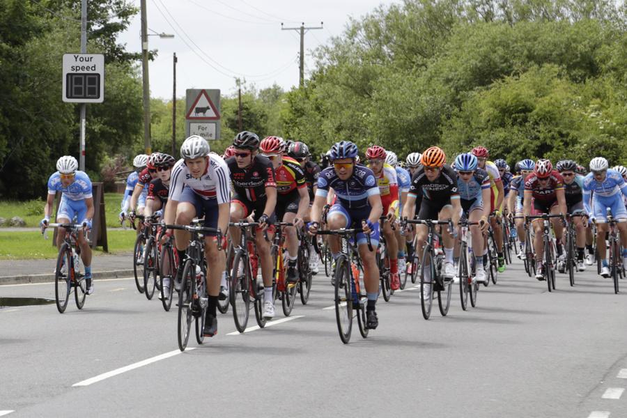 HeatherWinstan's tweet photo. @VelothonWales @Bike_Week #Elite http://t.co/mzwKrqXEad