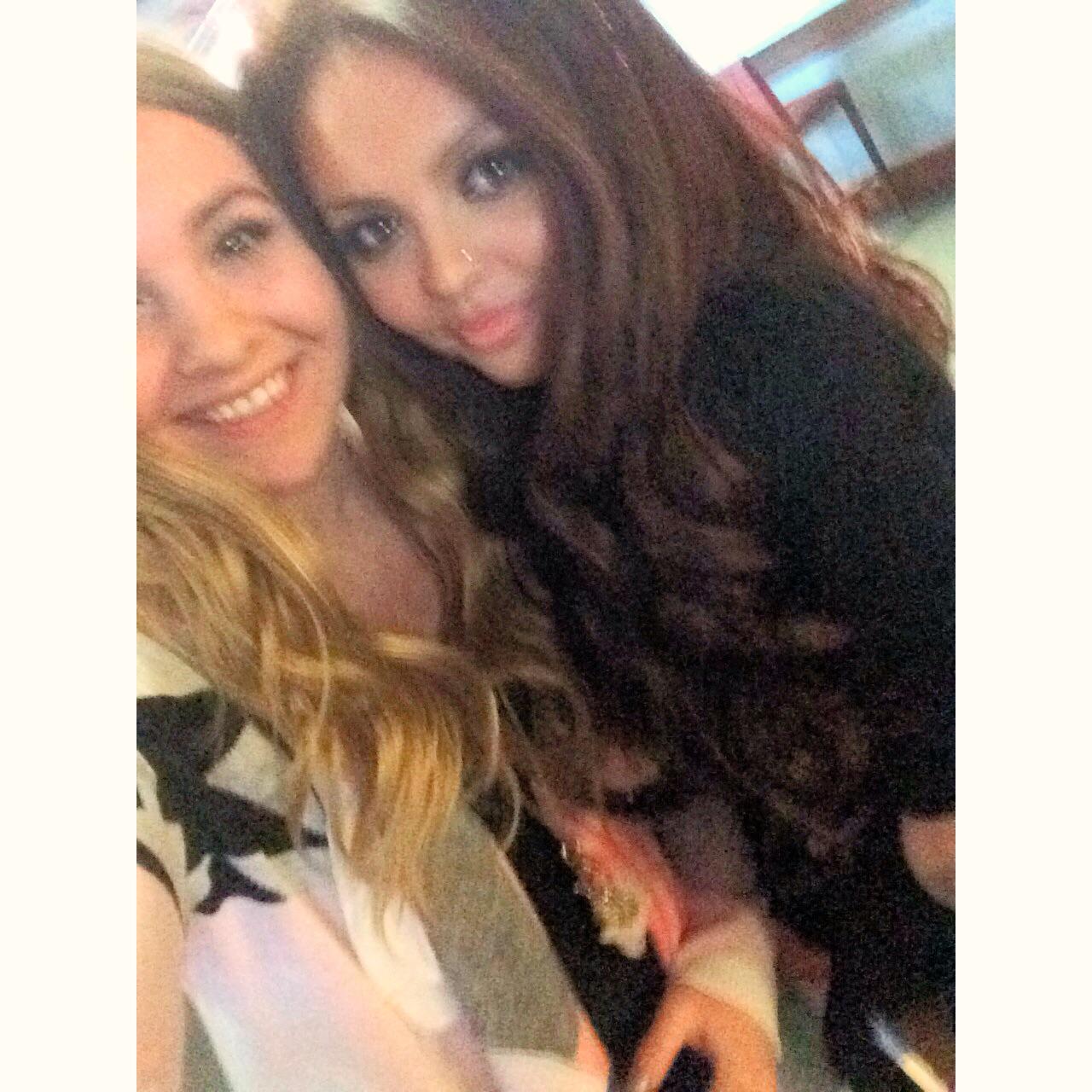 Happy birthday to jesy nelson     i hope you have the best day ever. miss you lots! 