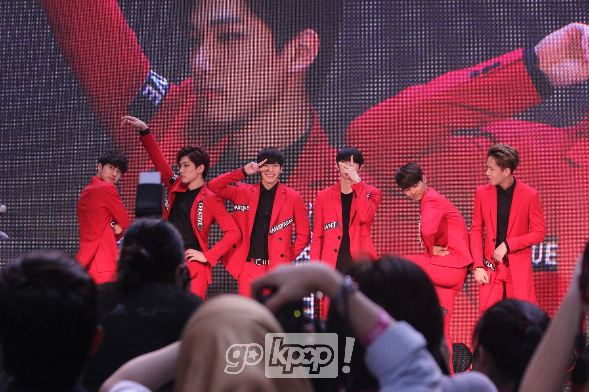 CHeEJgBUMAEIjii.jpg:large