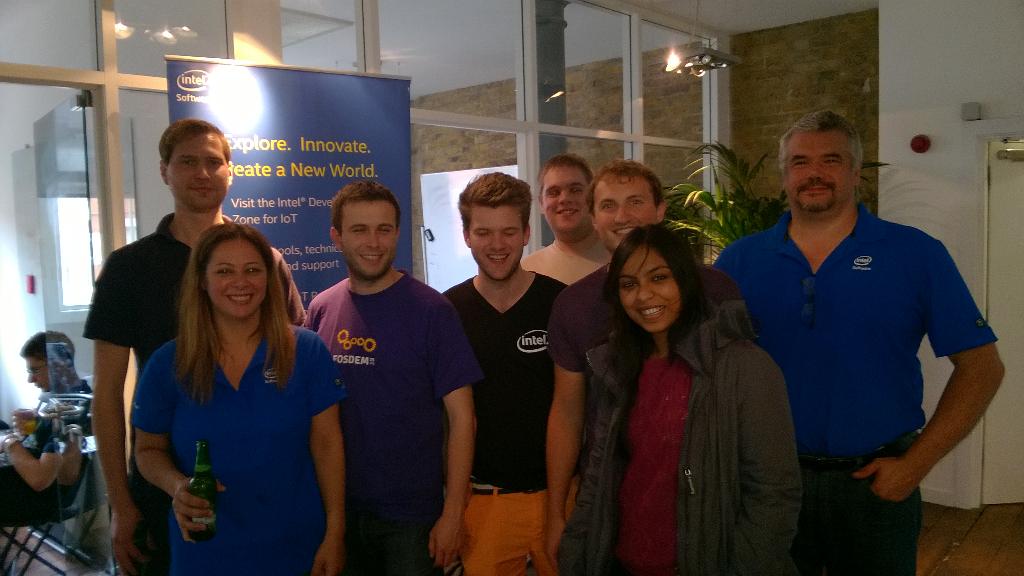 BrianLinuxing's tweet photo. It takes many great people to make an excellant hackathon #IntelMaker http://t.co/pneThsdop9