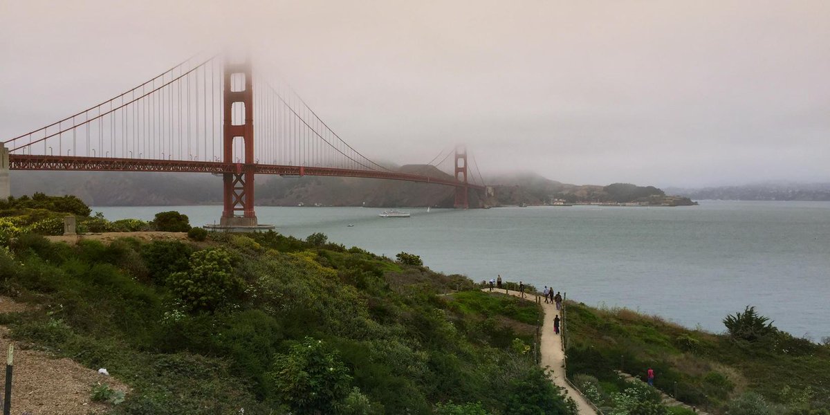 leannejoyce's tweet photo. Golden gate setting for #iabc15 starting today. @IABCAPAC #isights http://t.co/VLibkb7q6f