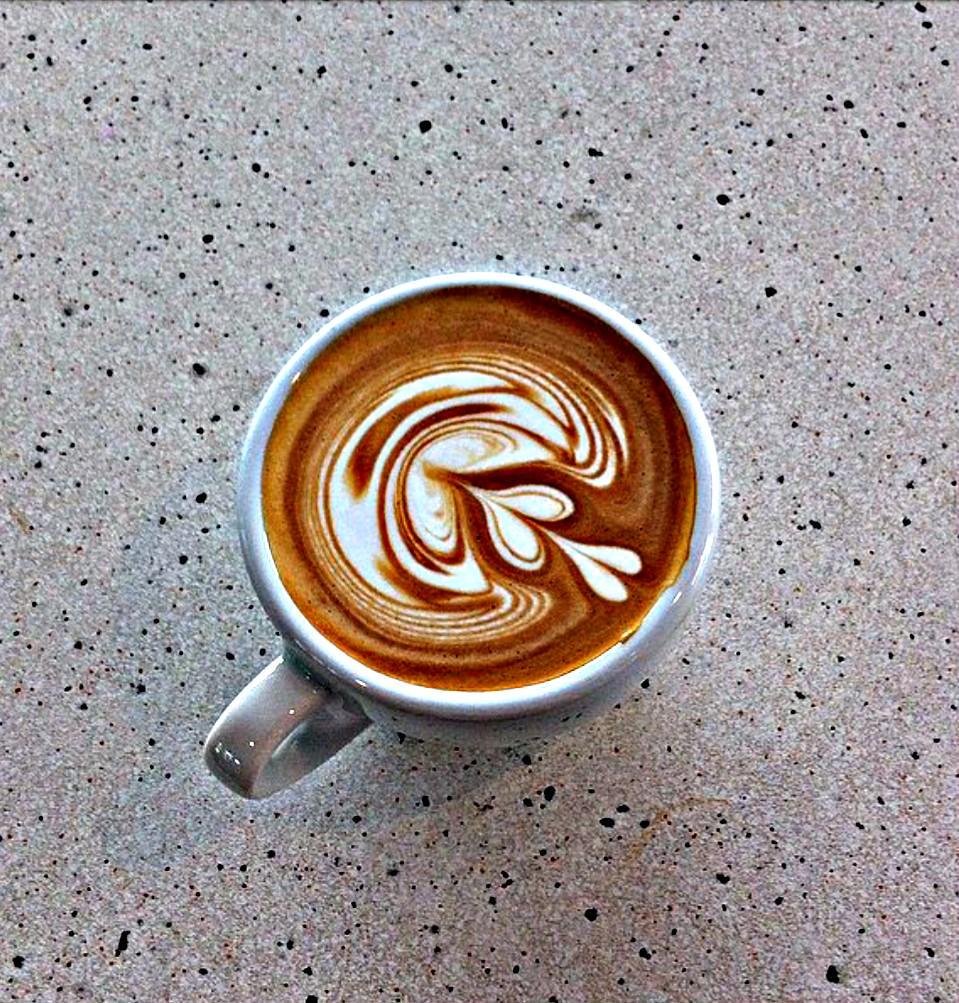 crunchemr's tweet photo. Cafe Latteart http://t.co/aM83ye7OE0