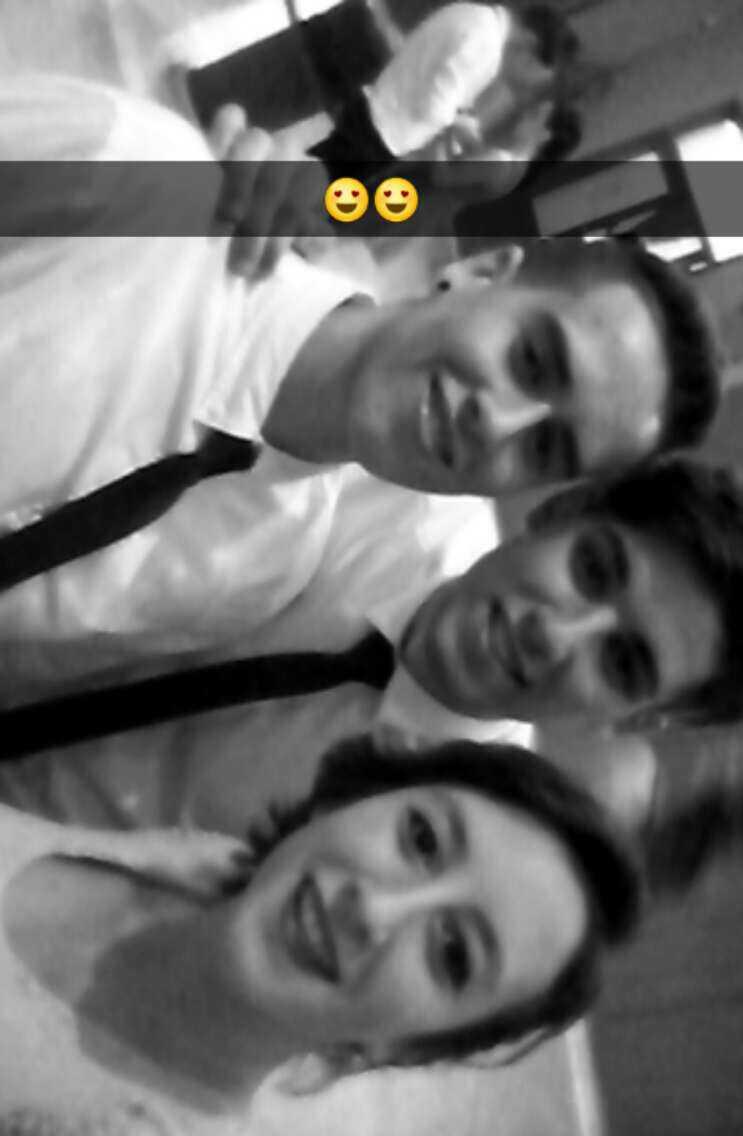 bbeettyy_'s tweet photo. Gran nit en grans persones 😍❤ http://t.co/ZxctTAXgXz