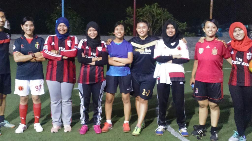 AngelsMI_'s tweet photo. Fun Futsal angel tadi sore nihhh serrruuuu . 
Yukk yang mau gabung sama kitaaa 😄😄 @MilanistiOrId http://t.co/AzKu2BJH4O