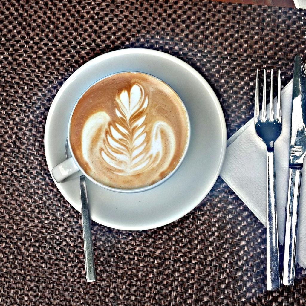 crunchemr's tweet photo. #luch #cafegrubu http://t.co/peOJkjziaK