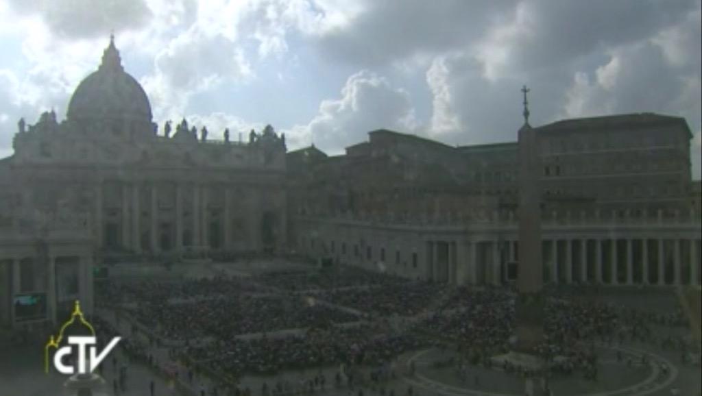 CatholicNewsSvc's tweet photo. In about 15 minutes, #PopeFrancis will open Rome diocesan conference on catechesis, transmitting the faith. http://t.co/4xiZWxtgj4