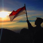 Photo by ANDRI (@AndriStraight)