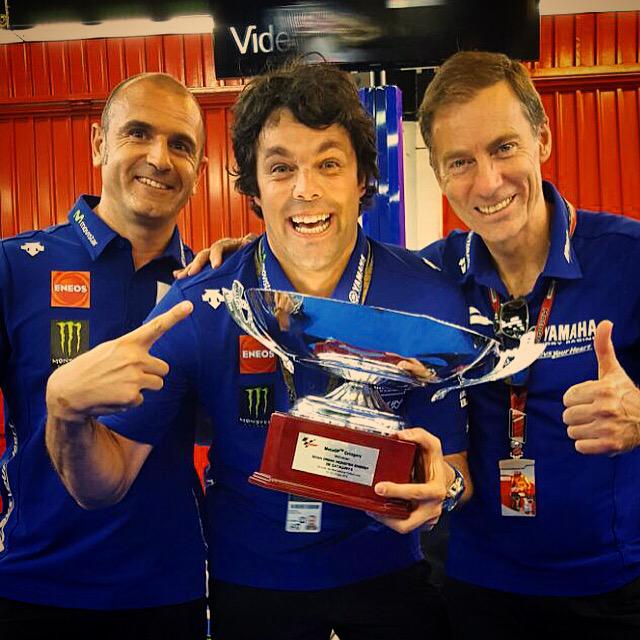 SanPeydro's tweet photo. Again, again, again, again, again and again this year!!! Traditional photo with Lin and @MaioMere. @yamahamotogp http://t.co/gaB6v8VgeS