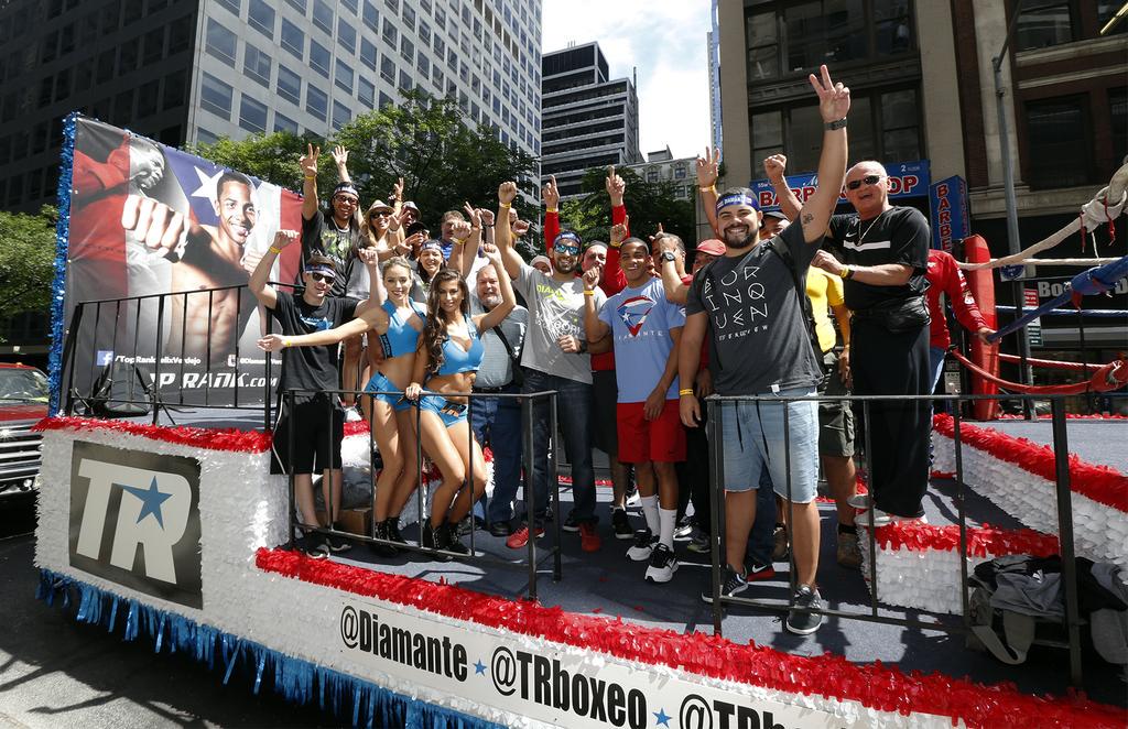 #TeamTopRank at the Puerto Rican Day Parade. Holler! #BoriBori