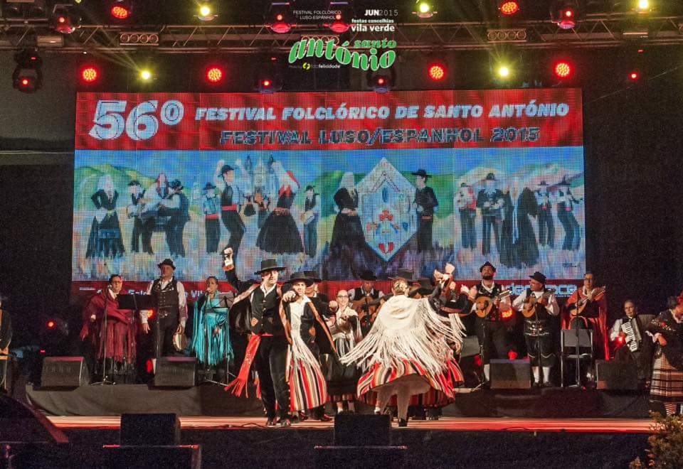 jlcapilla's tweet photo. Grande el grupo @caramancho en el Festival de Vila Verde en Portugal http://t.co/BulKaD6eIu
