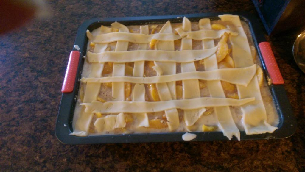 TheAngryGrandpa's tweet photo. AND PEACH COBBLER!!!!!! http://t.co/R08vHin7q0