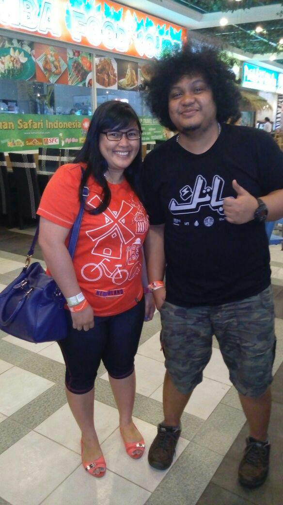 adelbasaen's tweet photo. Took a pic with @babecabiita at taman safari...sukses terus bro 😁😁😁 http://t.co/F35wTb3kxs