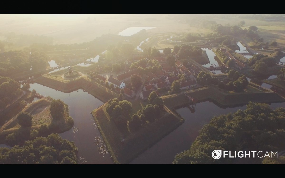 FlightCamNL's tweet photo. #Bourtange #Nederland #Groningen #Geschiedenis #Tourism #dji #inspire1 #drones #avgeek #aviation #quadcopter http://t.co/xDETBHKmJv