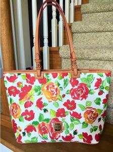 AustinTo_Boston's tweet image. Style Sunday: All About That Purse austintoboston18.wordpress.com/2015/06/14/sty…