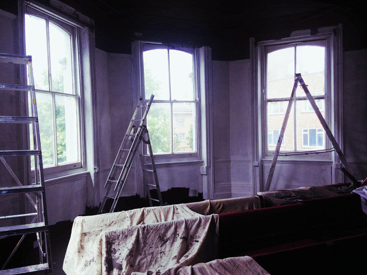 AlphaBetaPlay's tweet photo. We're turning @finborough into Mr &amp; Mrs Elliot's slick living room. Step one: remove shutters &amp; let the light in! http://t.co/aZNB2e04XZ
