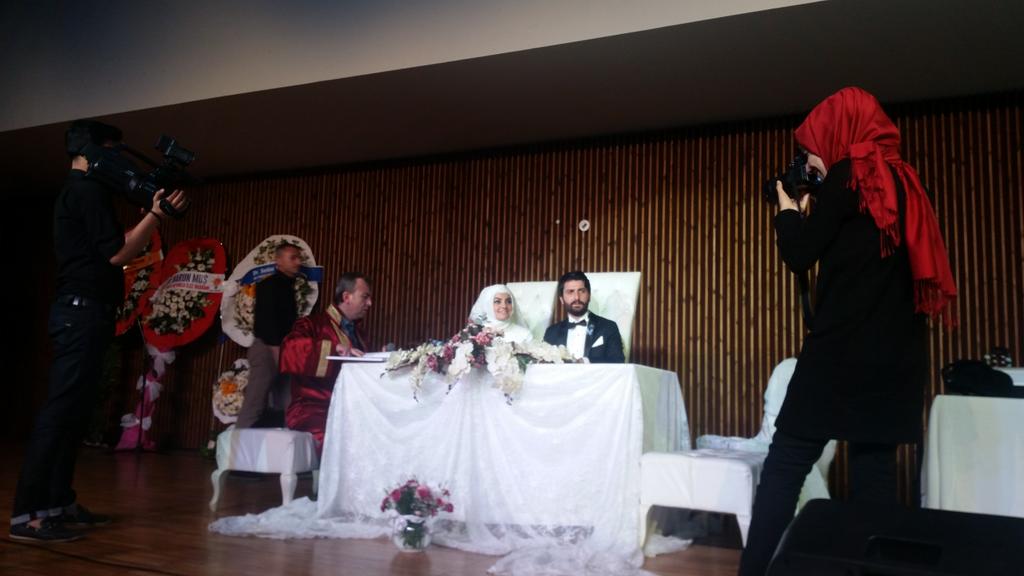 ' <a href="/OkcularVakfi/">Okçular Vakfı</a> Bşk İst. MV <a href="/haydaraliyildiz/">🇹🇷Haydar Ali YILDIZ</a> ın şahidliğinde <a href="/yusuf_imamoglu/">Yusuf imamoğlu</a> kardeşimizin Nikahını gerçekleştirdik.