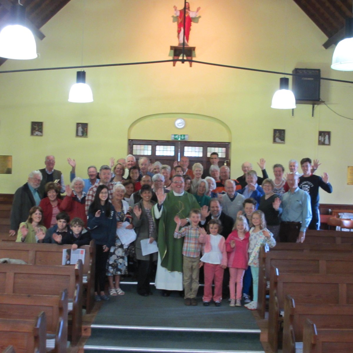 DevizesRCParish's tweet image. More Parish Family